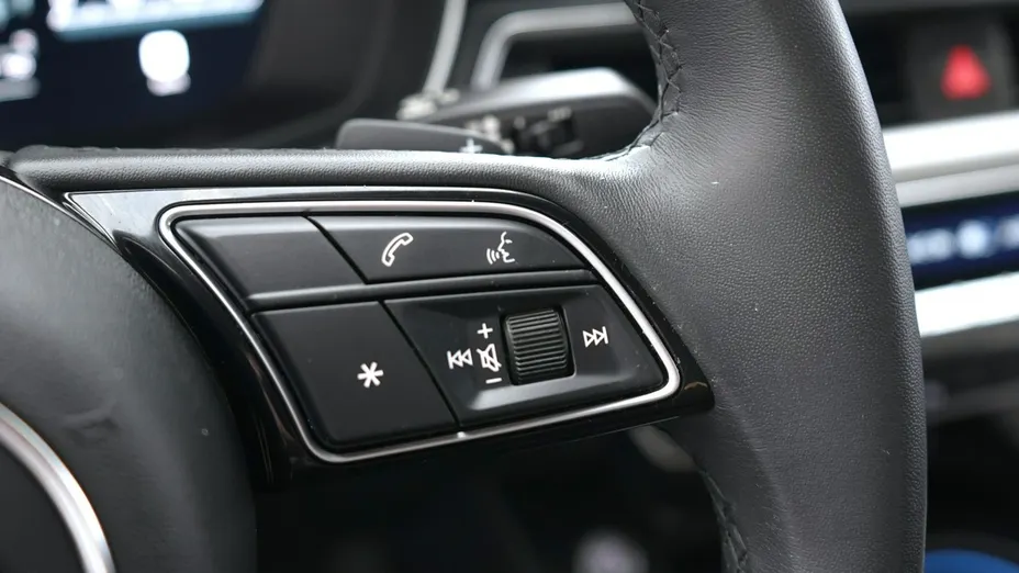 AUDI A4 -
