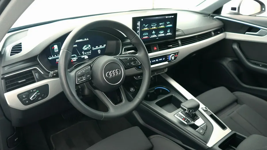 AUDI A4 -