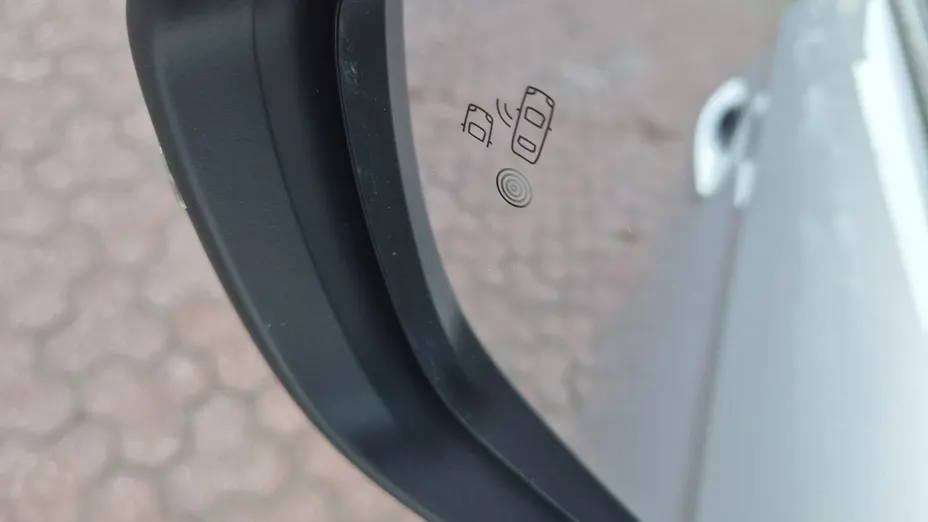 OPEL Corsa -