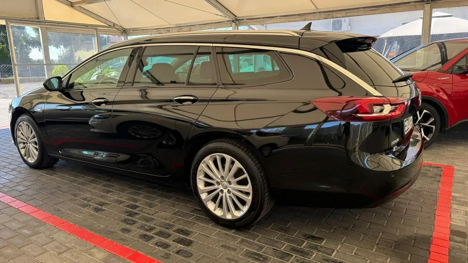 OPEL Insignia -