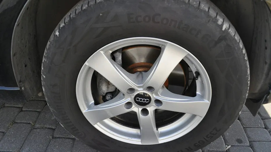 AUDI Q5 -