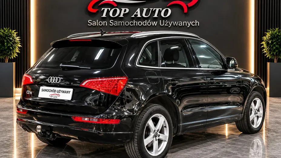 AUDI Q5 -