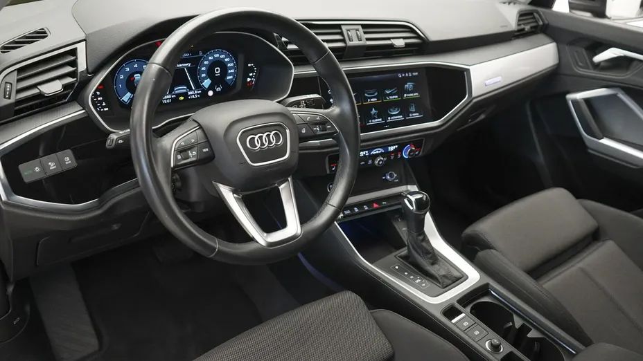 AUDI Q3 Sportback -