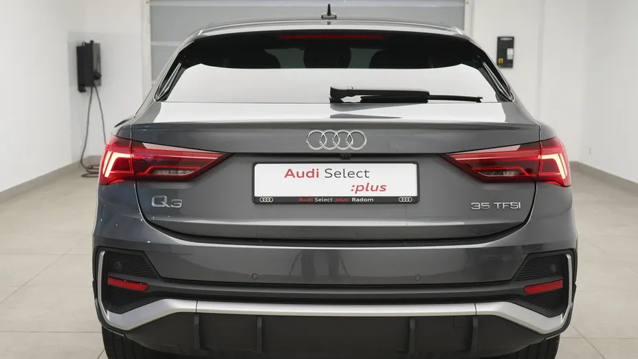 AUDI Q3 Sportback -