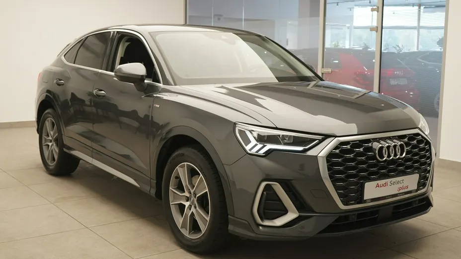 AUDI Q3 Sportback -
