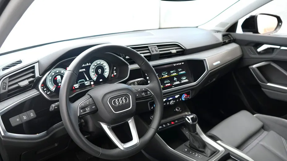 AUDI Q3 Sportback -
