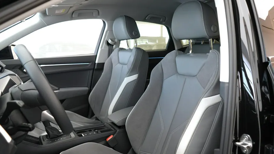 AUDI Q3 Sportback -