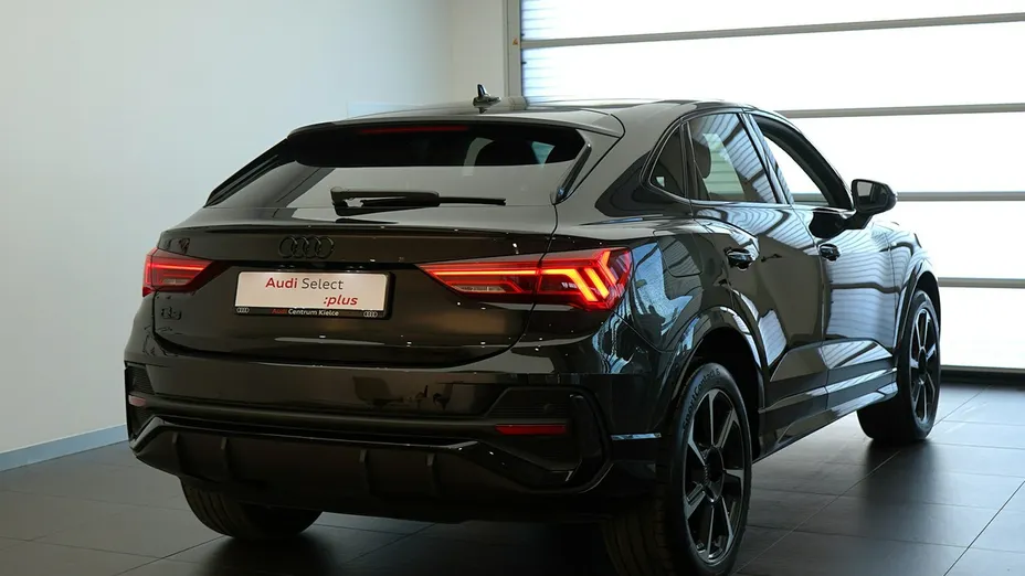 AUDI Q3 Sportback -