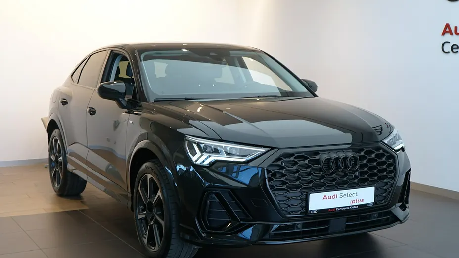 AUDI Q3 Sportback -