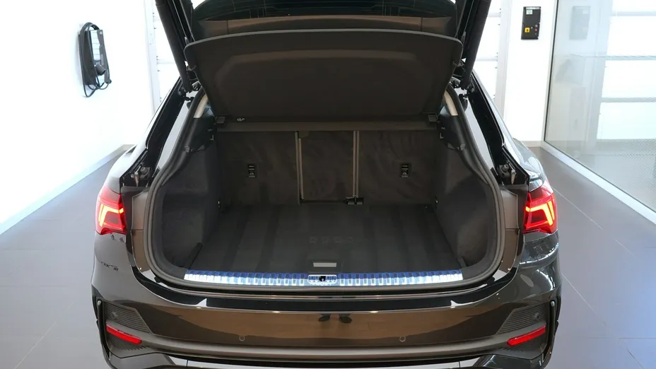 AUDI Q3 Sportback -