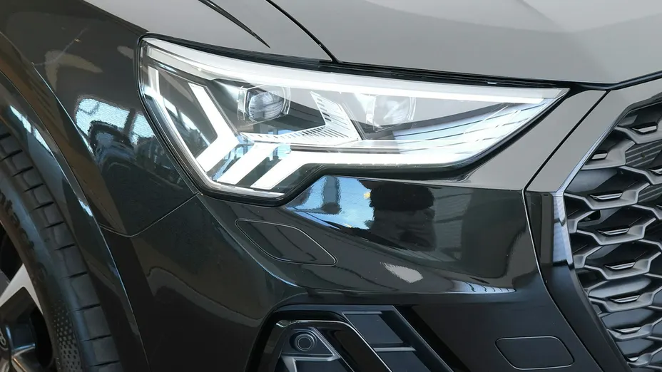 AUDI Q3 Sportback -