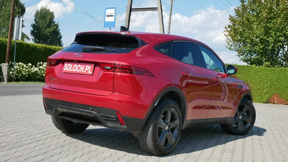 JAGUAR E-Pace -
