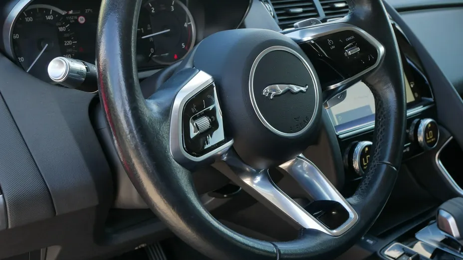 JAGUAR E-Pace -