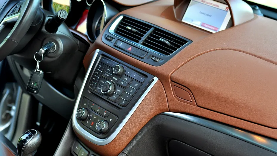 OPEL Mokka -