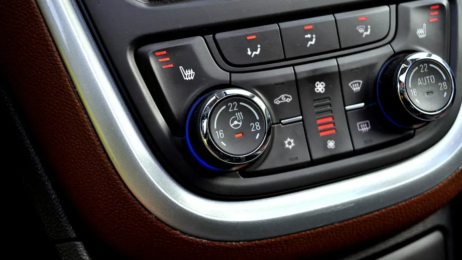 OPEL Mokka -