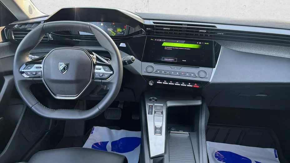 PEUGEOT 308 -