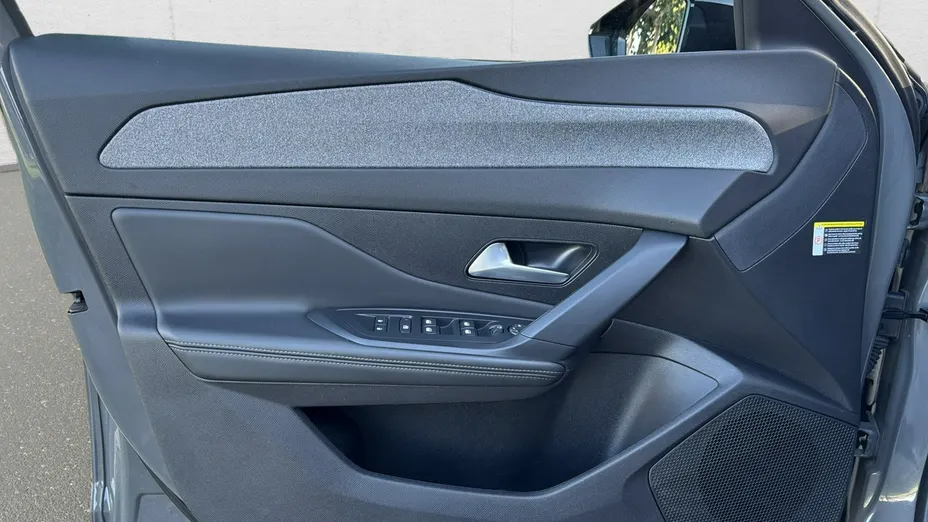 PEUGEOT 308 -