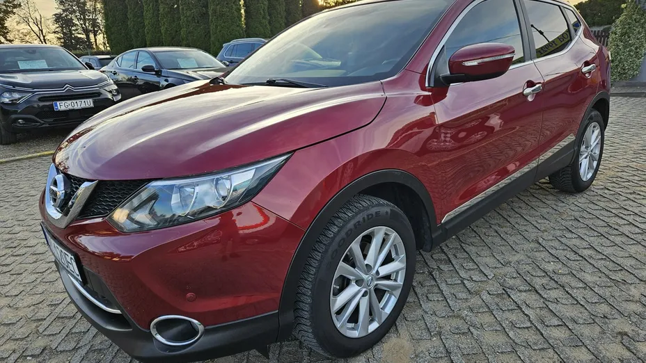 NISSAN Qashqai -