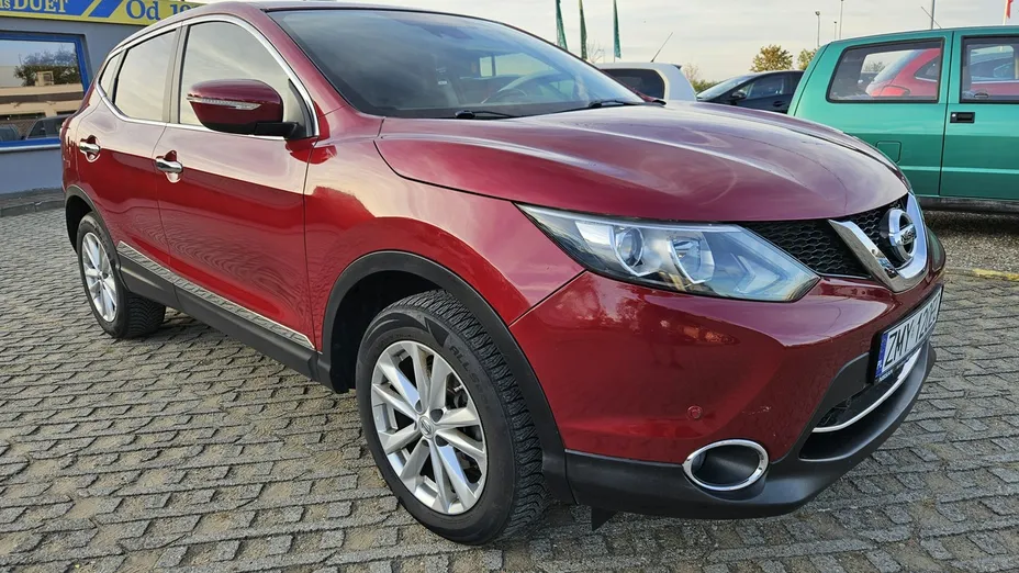 NISSAN Qashqai -