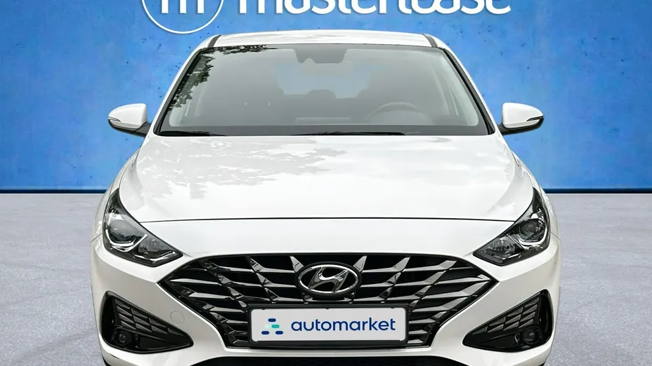 HYUNDAI i30 -