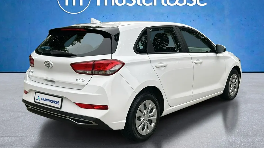 HYUNDAI i30 -