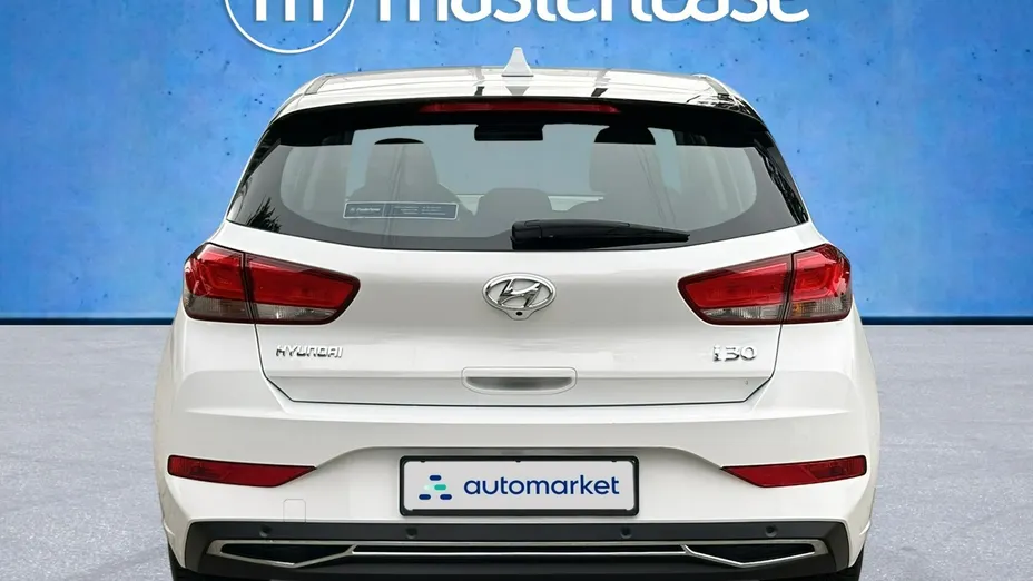 HYUNDAI i30 -