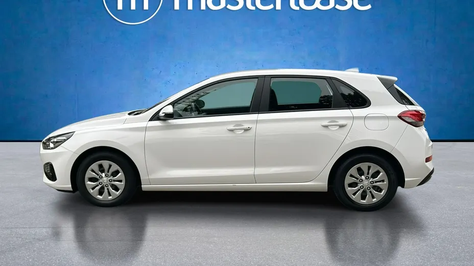 HYUNDAI i30 -