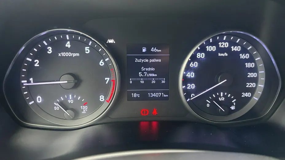 HYUNDAI i30 -