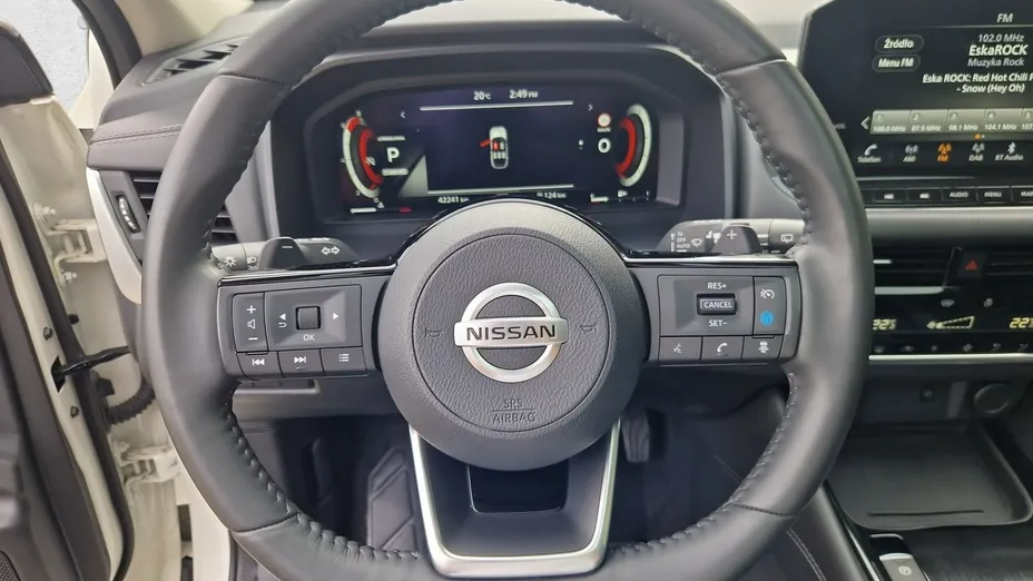 NISSAN Qashqai -