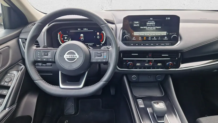 NISSAN Qashqai -