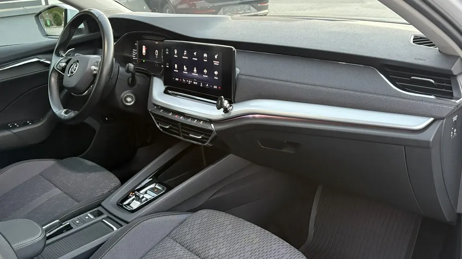SKODA Octavia -