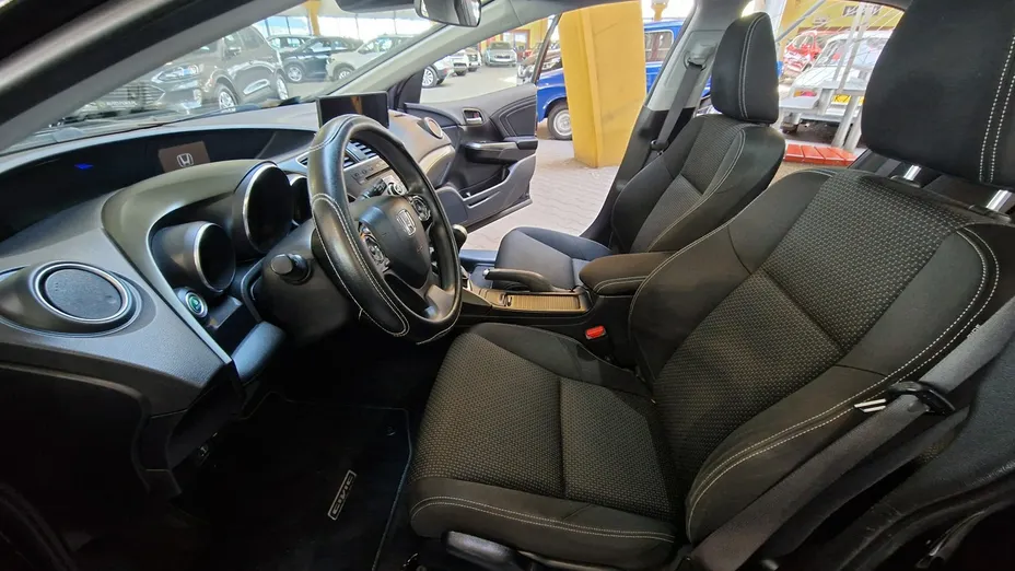 HONDA Civic -