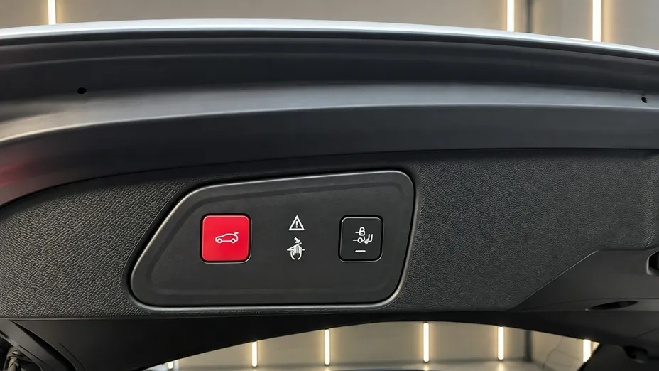 PEUGEOT 3008 -