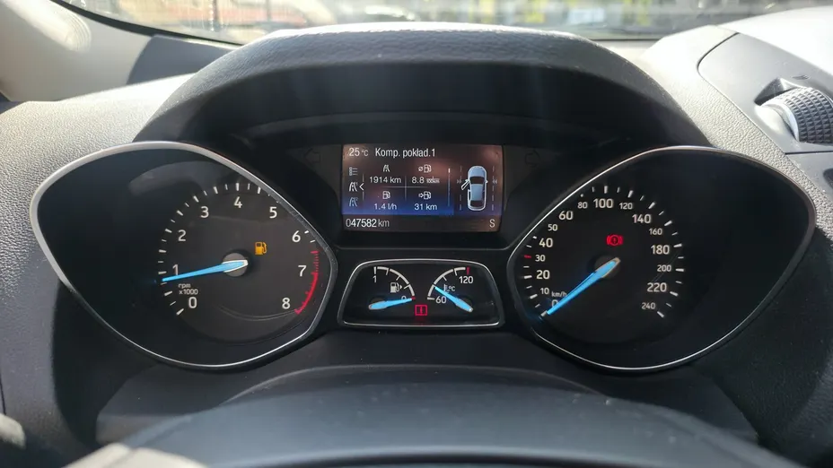 FORD Kuga -