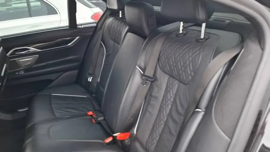 BMW Seria 7 -