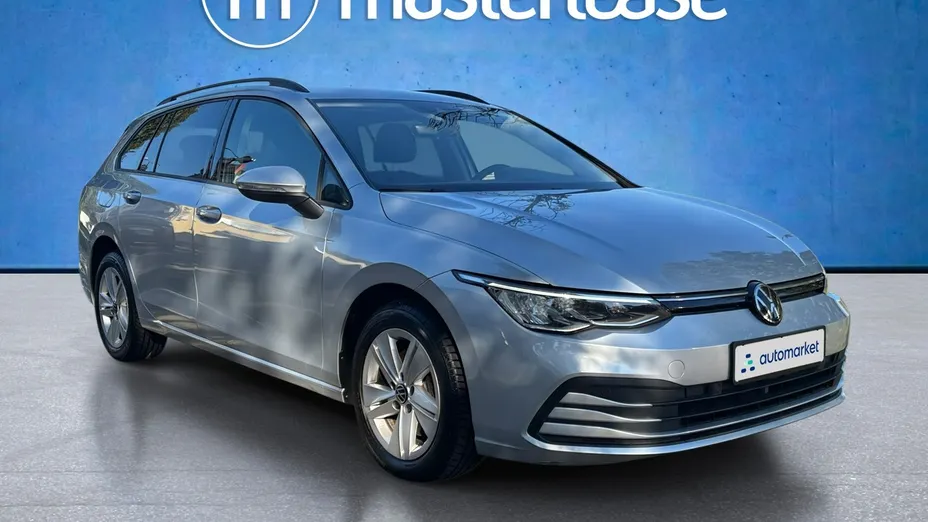 VOLKSWAGEN Golf -
