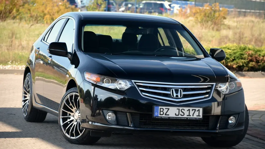 HONDA Accord -