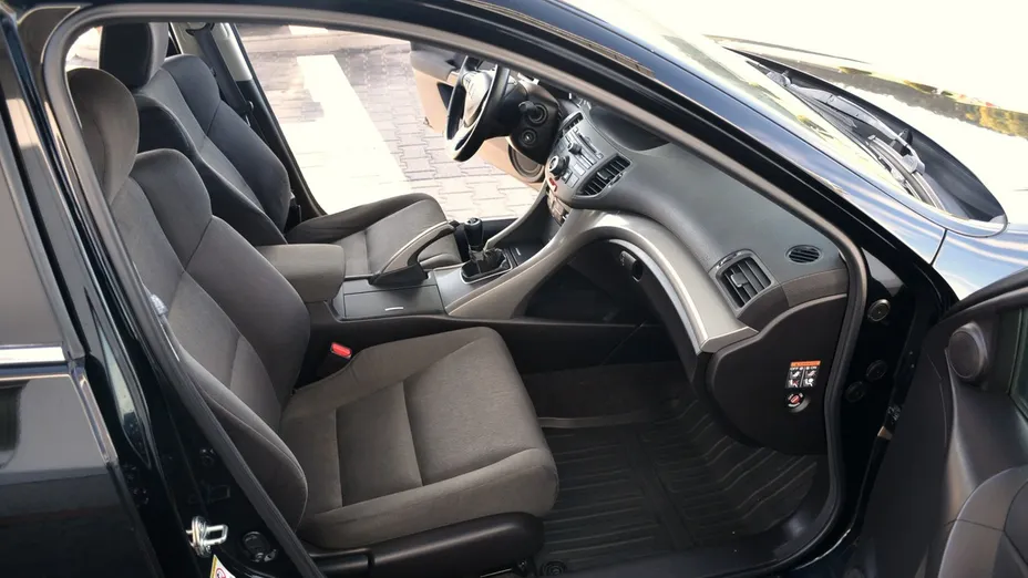 HONDA Accord -