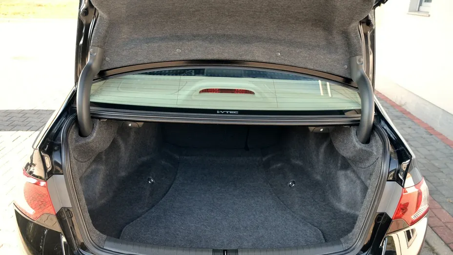 HONDA Accord -