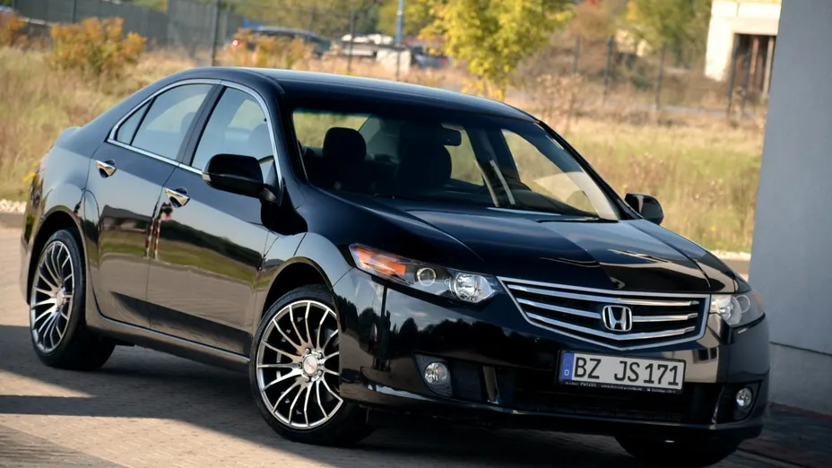 HONDA Accord -