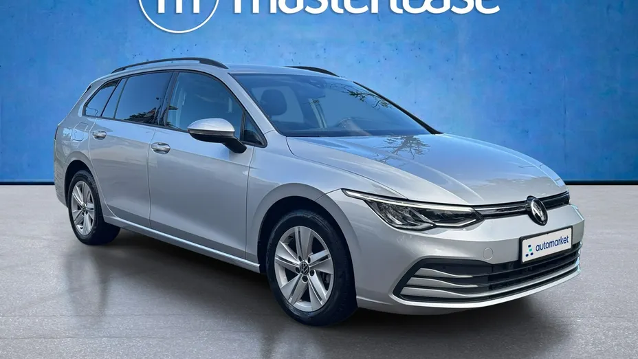 VOLKSWAGEN Golf -