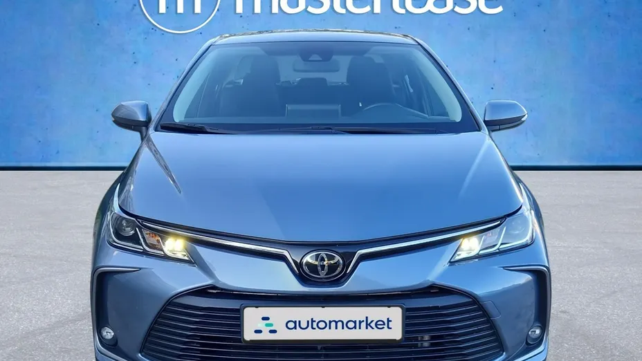 TOYOTA Corolla -