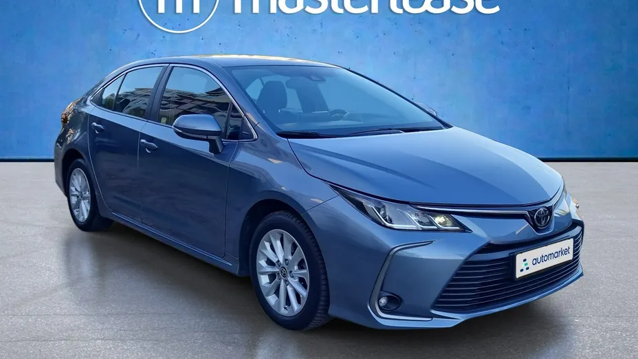 TOYOTA Corolla -