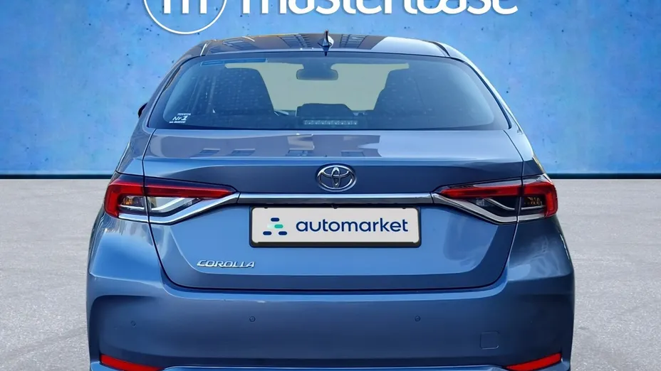 TOYOTA Corolla -