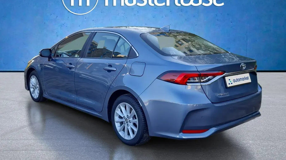 TOYOTA Corolla -