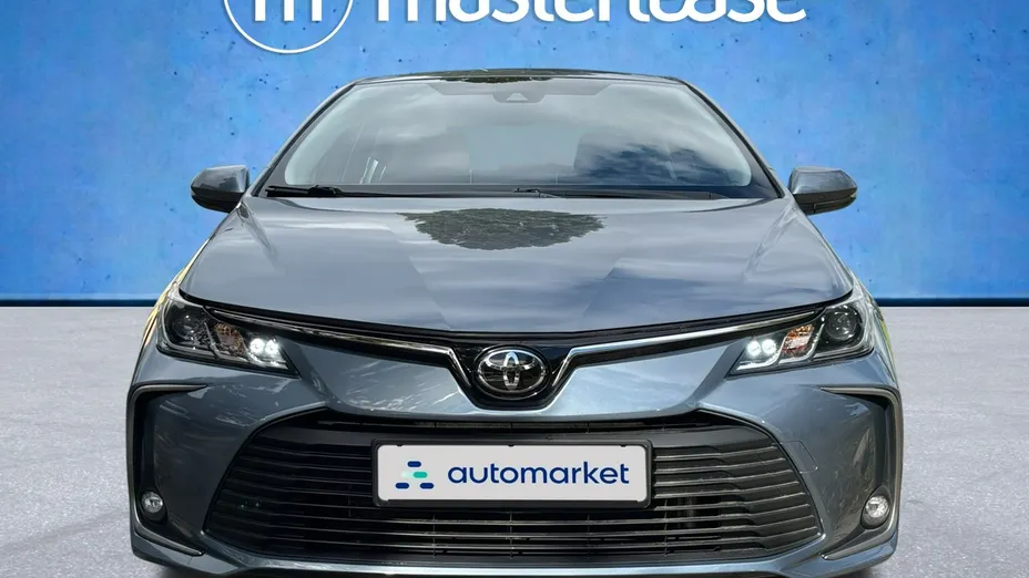 TOYOTA Corolla -