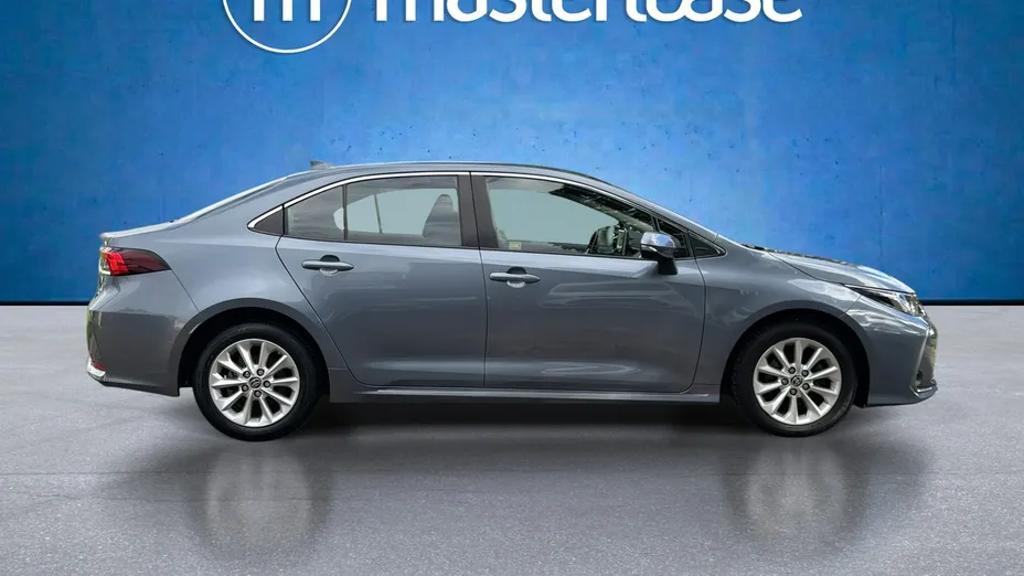 TOYOTA Corolla -