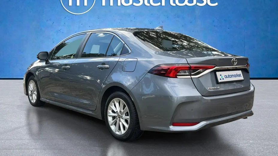 TOYOTA Corolla -