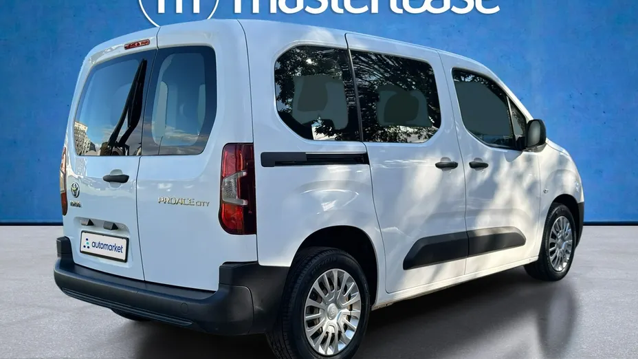 TOYOTA Proace City Verso -