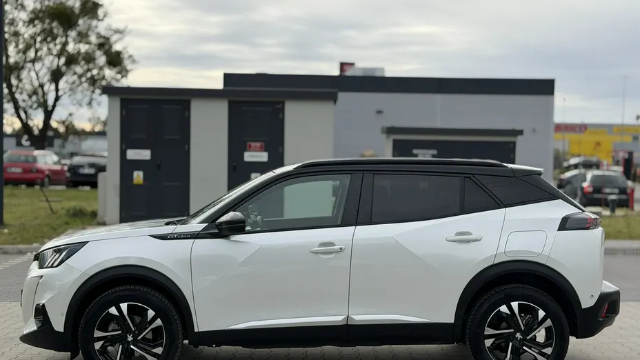 PEUGEOT 2008 -